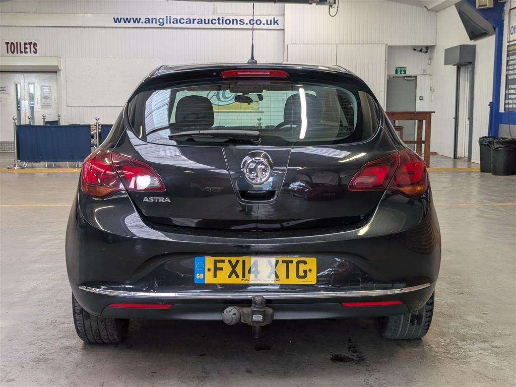 <p>2014 VAUXHALL ASTRA SRI</p>