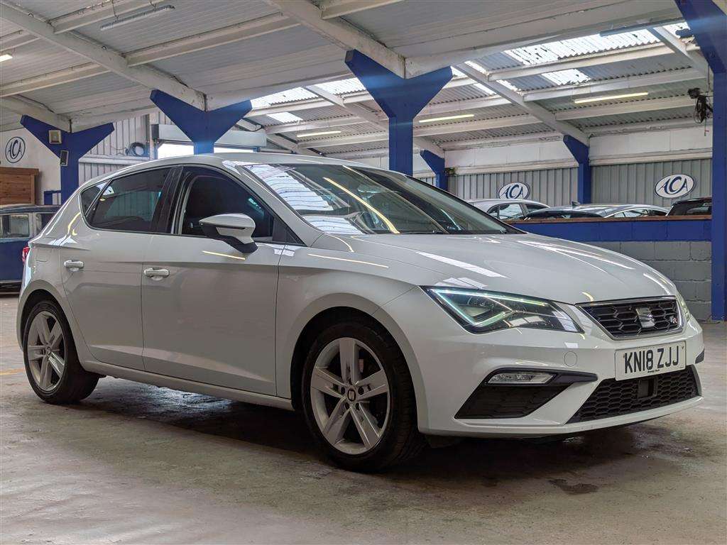 <p>2018 SEAT LEON FR TECHNOLOGY TSI</p>