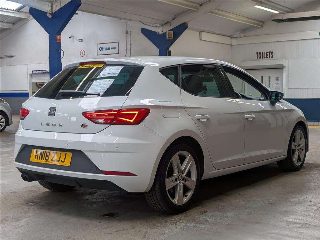 <p>2018 SEAT LEON FR TECHNOLOGY TSI</p>