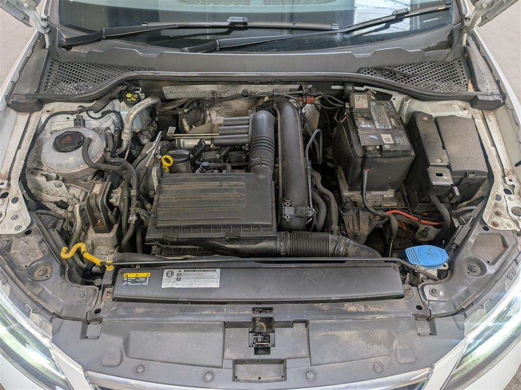 <p>2018 SEAT LEON FR TECHNOLOGY TSI</p>