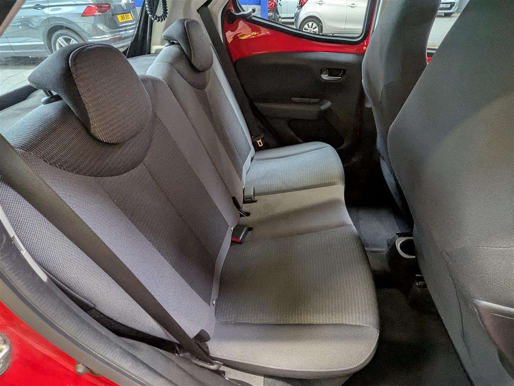 <p>2021 TOYOTA AYGO X-PLAY TSS VVT-I</p>