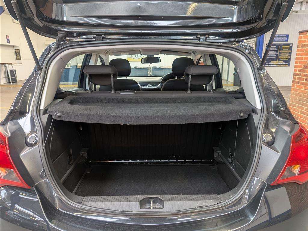 <p>2015 VAUXHALL CORSA ENERGY AC</p>