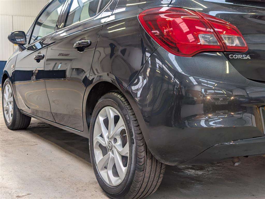 <p>2015 VAUXHALL CORSA ENERGY AC</p>