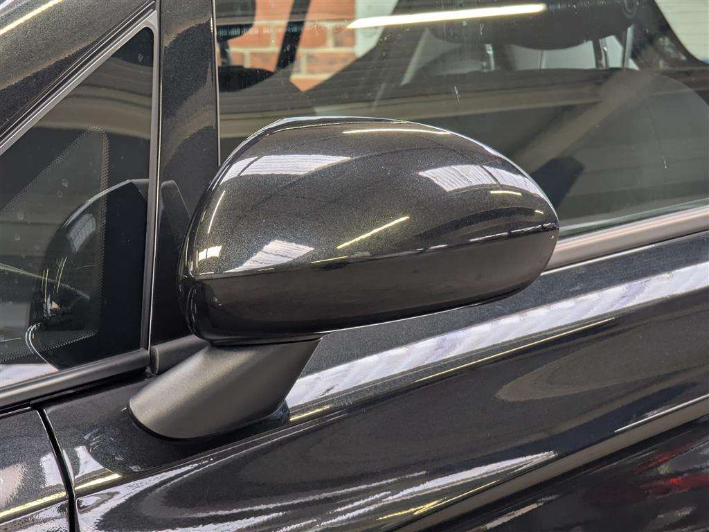 <p>2015 VAUXHALL CORSA ENERGY AC</p>