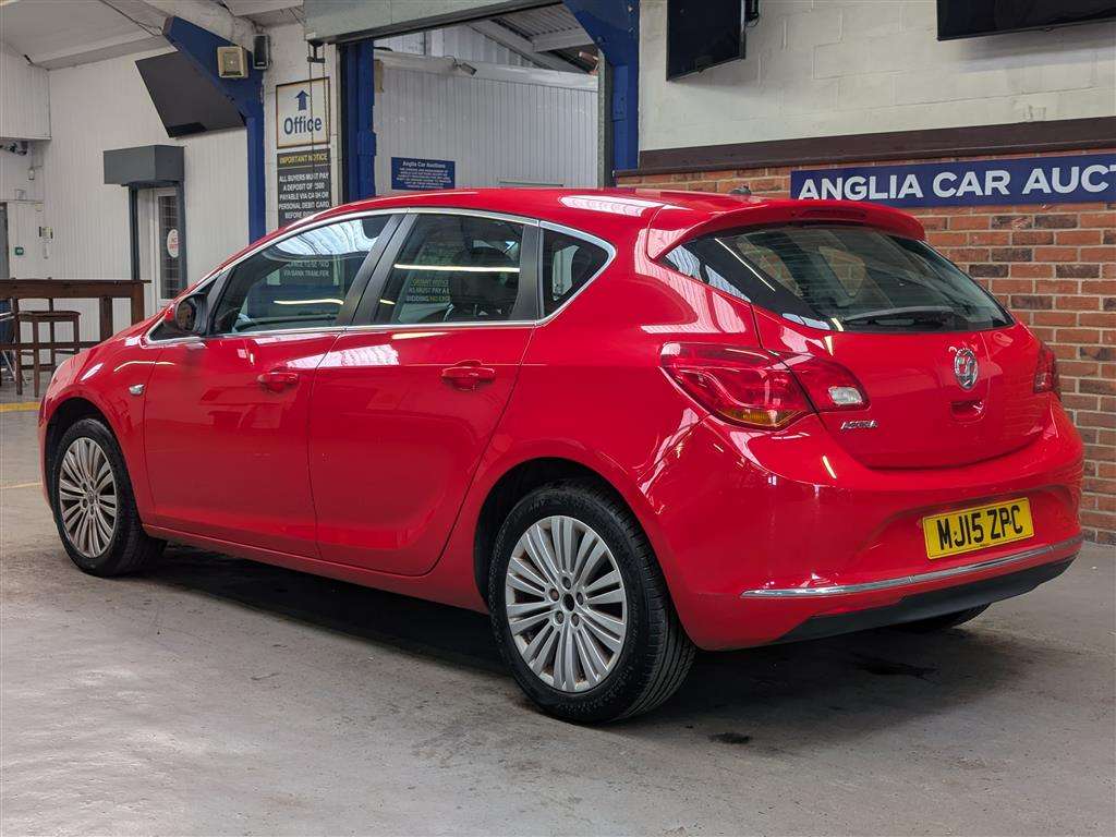 <p>2015 VAUXHALL ASTRA EXCITE</p>