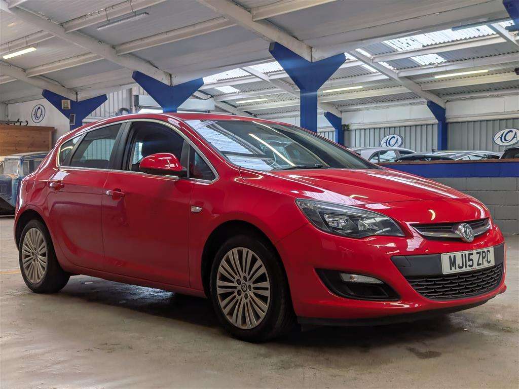 <p>2015 VAUXHALL ASTRA EXCITE</p>