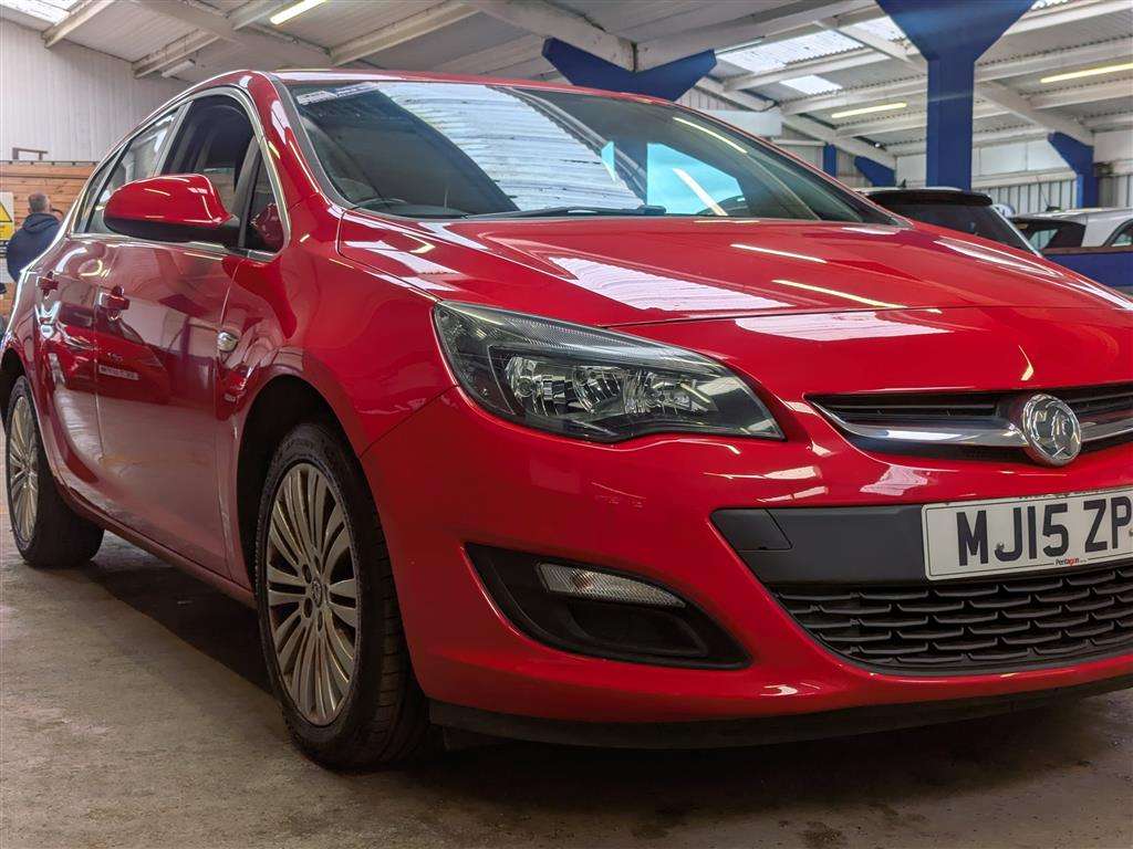 <p>2015 VAUXHALL ASTRA EXCITE</p>