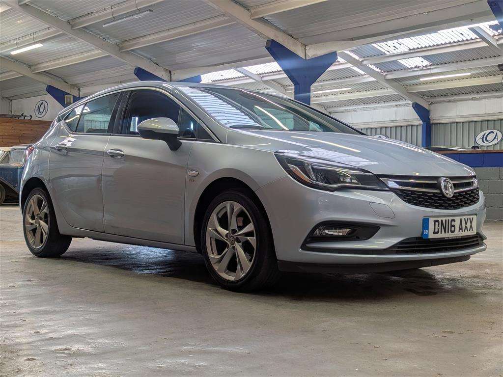 <p>2016 VAUXHALL ASTRA SRI NAV TURBO</p>