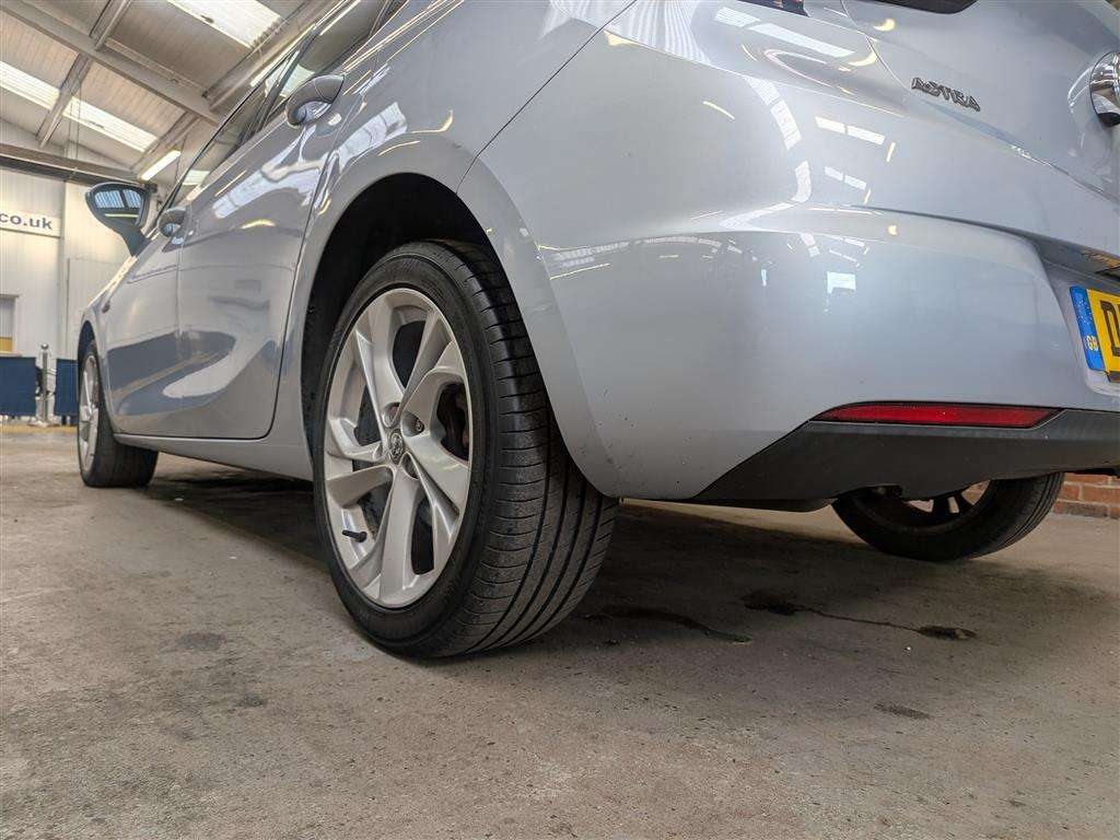 <p>2016 VAUXHALL ASTRA SRI NAV TURBO</p>