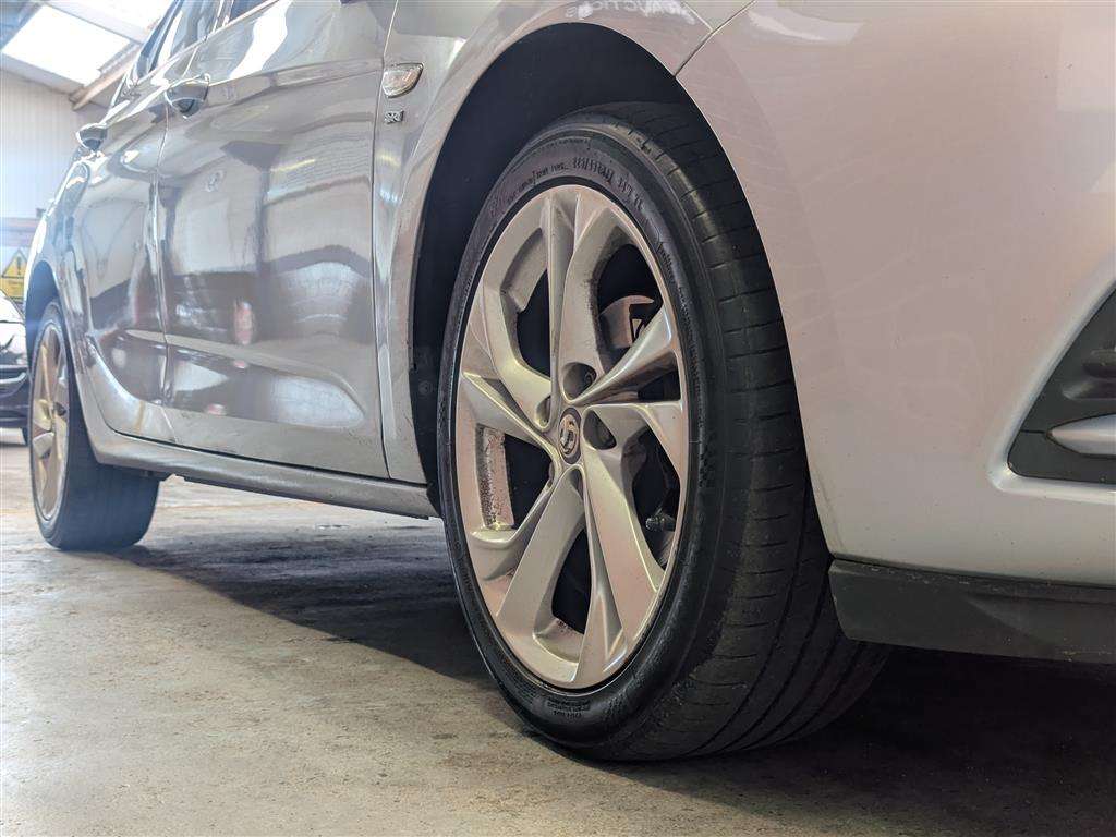 <p>2016 VAUXHALL ASTRA SRI NAV TURBO</p>