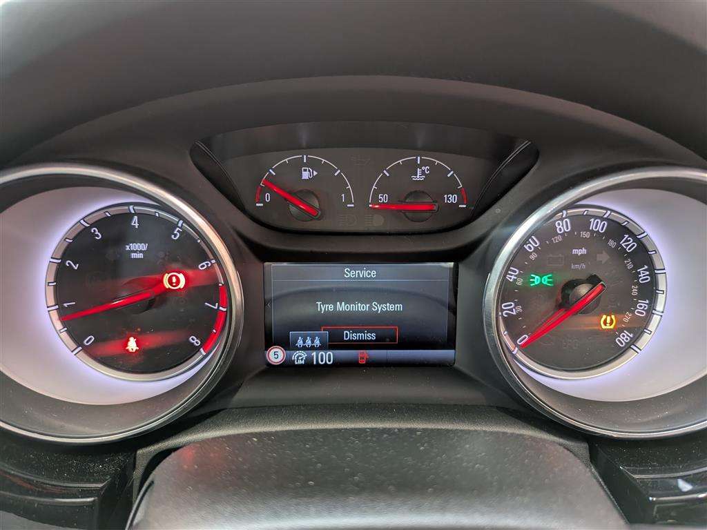 <p>2016 VAUXHALL ASTRA SRI NAV TURBO</p>