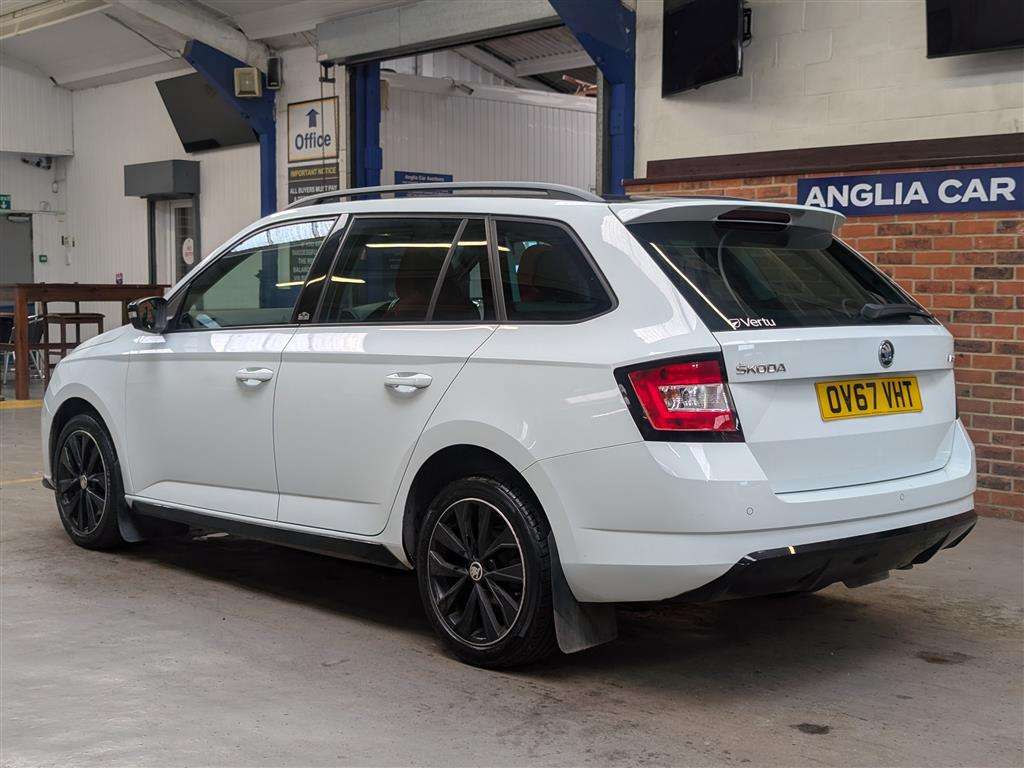 <p>2017 SKODA FABIA MONTE CARLO TSI</p>