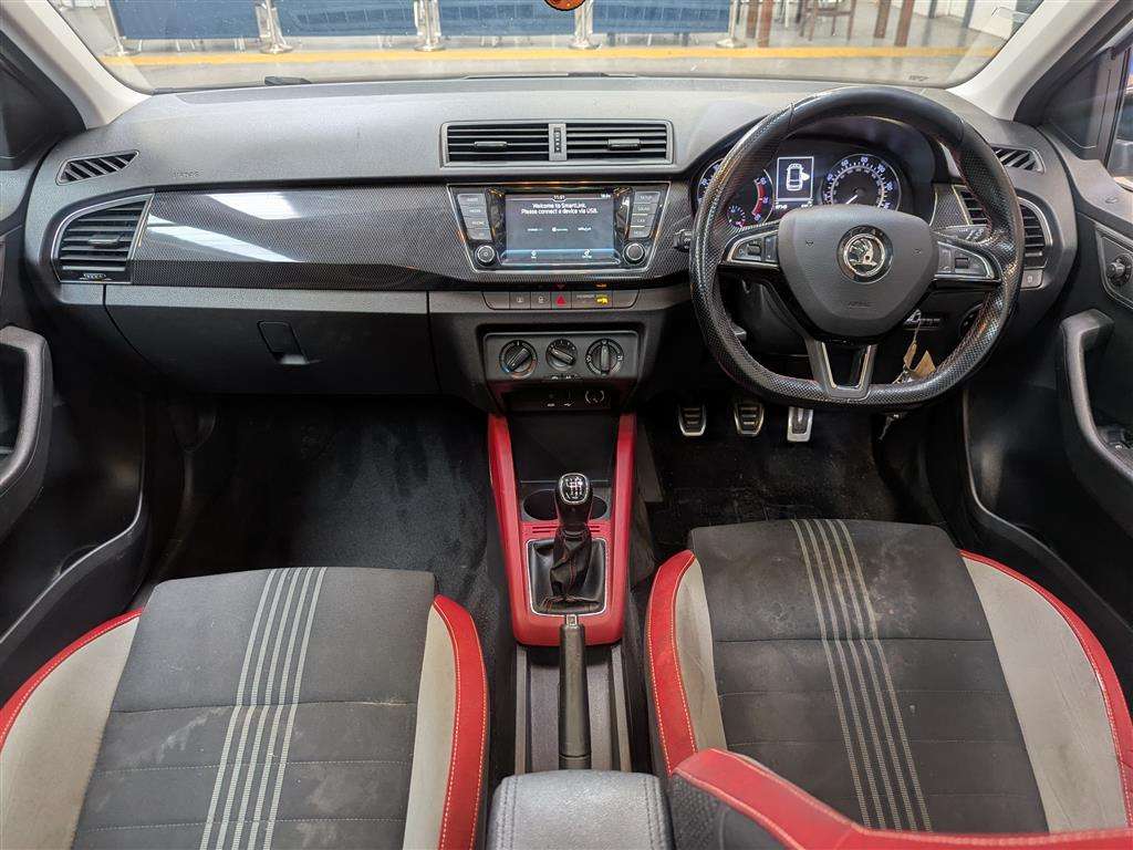 <p>2017 SKODA FABIA MONTE CARLO TSI</p>