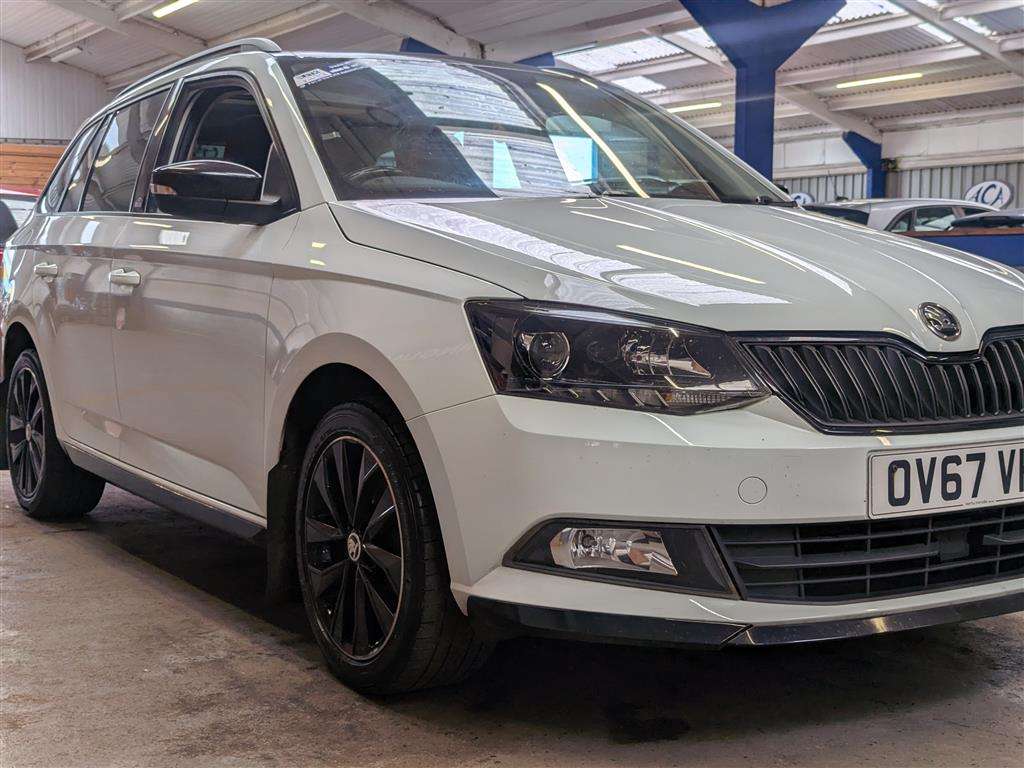 <p>2017 SKODA FABIA MONTE CARLO TSI</p>