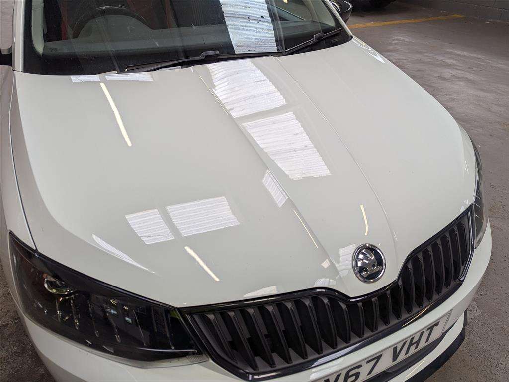 <p>2017 SKODA FABIA MONTE CARLO TSI</p>
