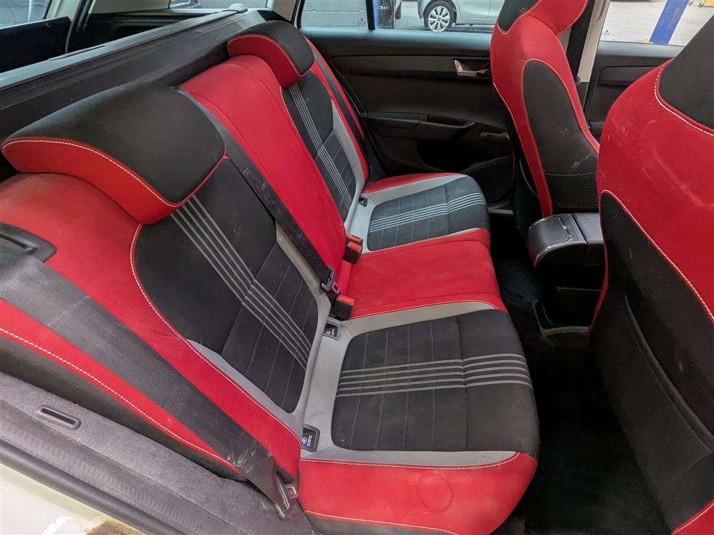 <p>2017 SKODA FABIA MONTE CARLO TSI</p>