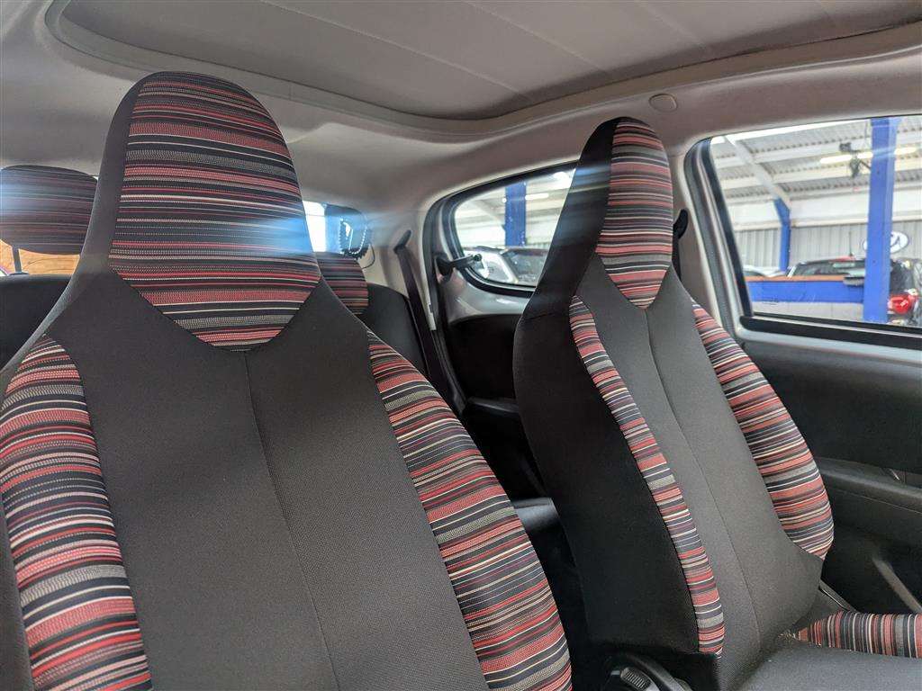 <p>2016 CITROEN C1 AIRSCAPE FEEL</p>