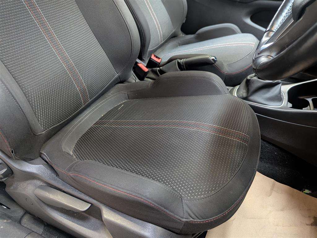 <p>2019 VAUXHALL CORSA GRIFFIN</p>