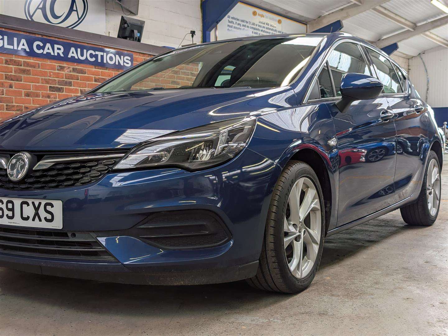 <p>2020 VAUXHALL ASTRA SRI TURBO</p>