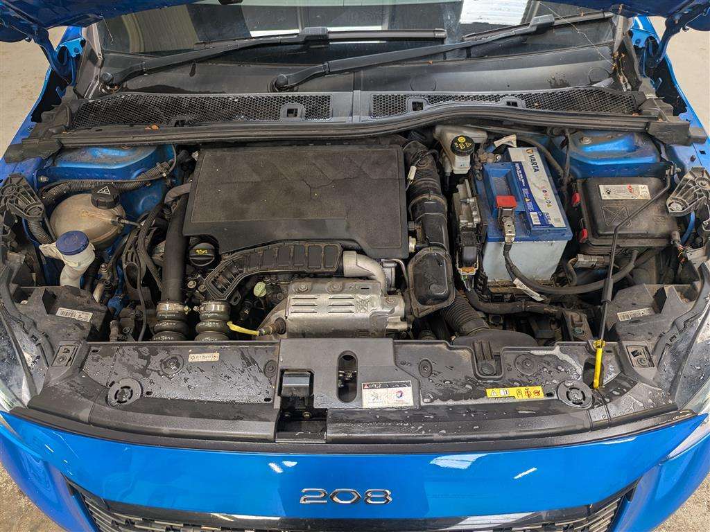 <p>2021 PEUGEOT 208 GT PURETECH S/S</p>