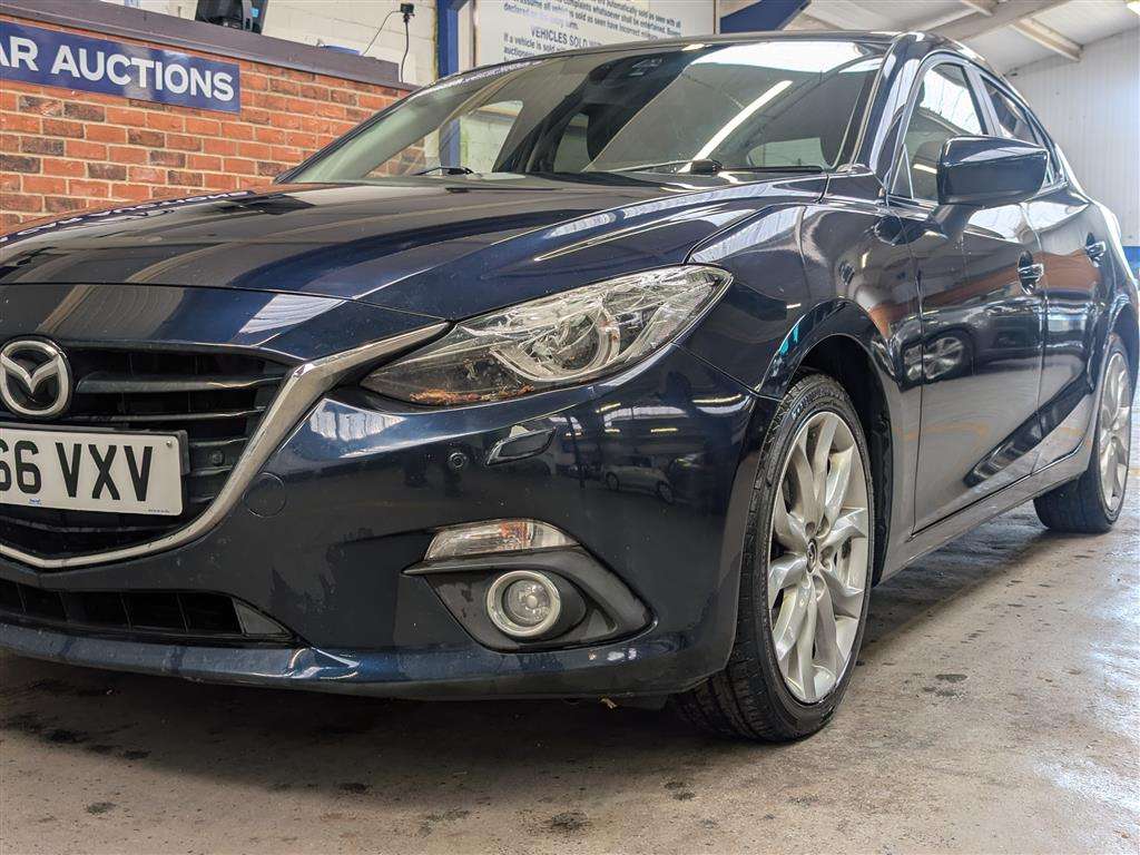 <p>2016 MAZDA 3 SPORT NAV D</p>