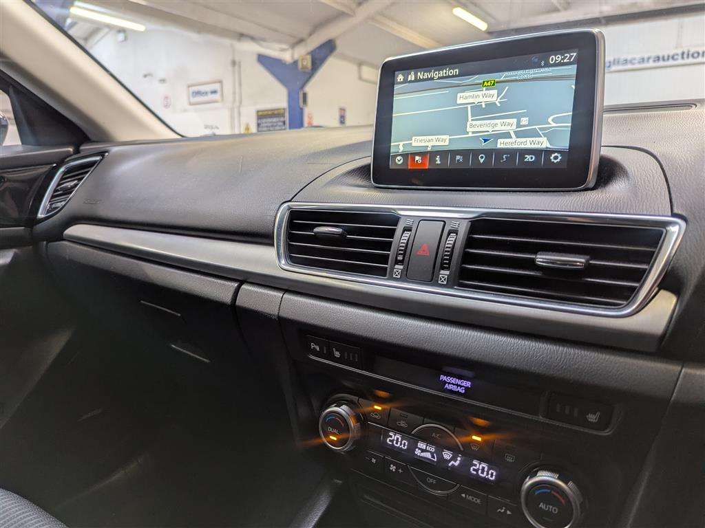 <p>2016 MAZDA 3 SPORT NAV D</p>