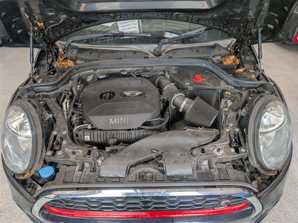 <p>2015 MINI COOPER S</p>