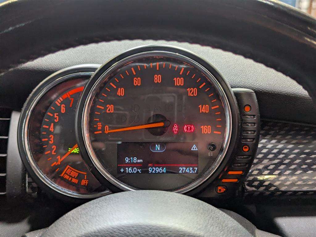 <p>2015 MINI COOPER S</p>