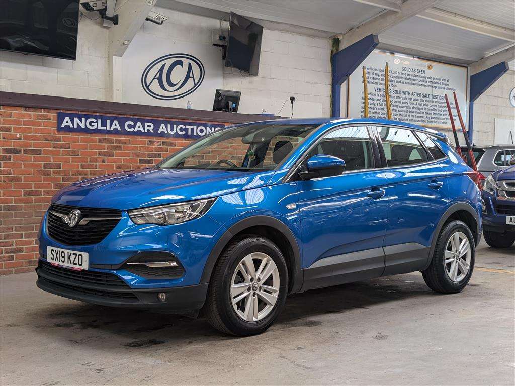 <p>2019 VAUXHALL GRANDLAND X SE TURBO S/S</p>