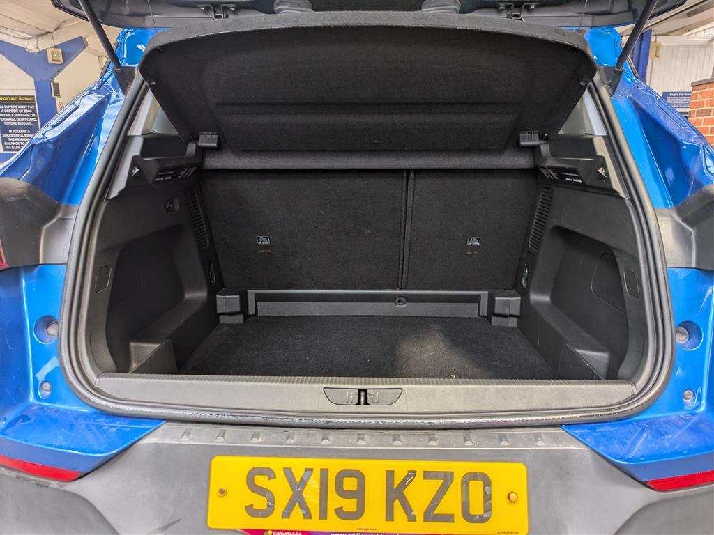 <p>2019 VAUXHALL GRANDLAND X SE TURBO S/S</p>