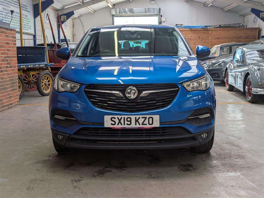 <p>2019 VAUXHALL GRANDLAND X SE TURBO S/S</p>