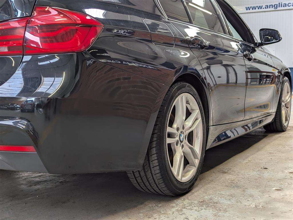 <p>2016 BMW 320I M SPORT</p>