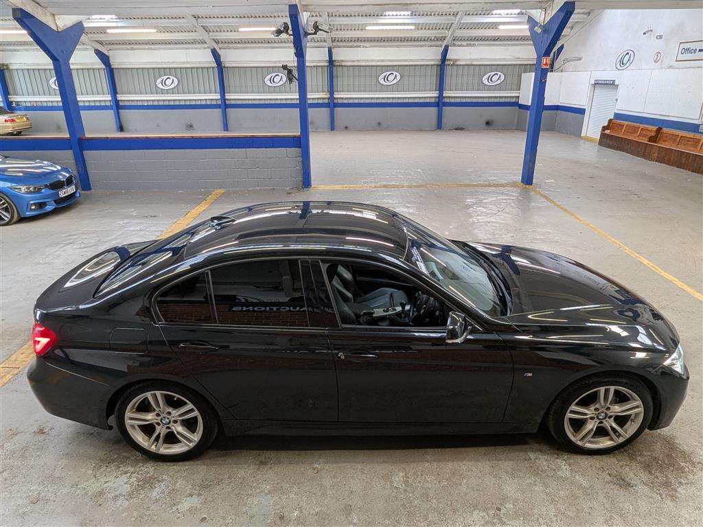 <p>2016 BMW 320I M SPORT</p>