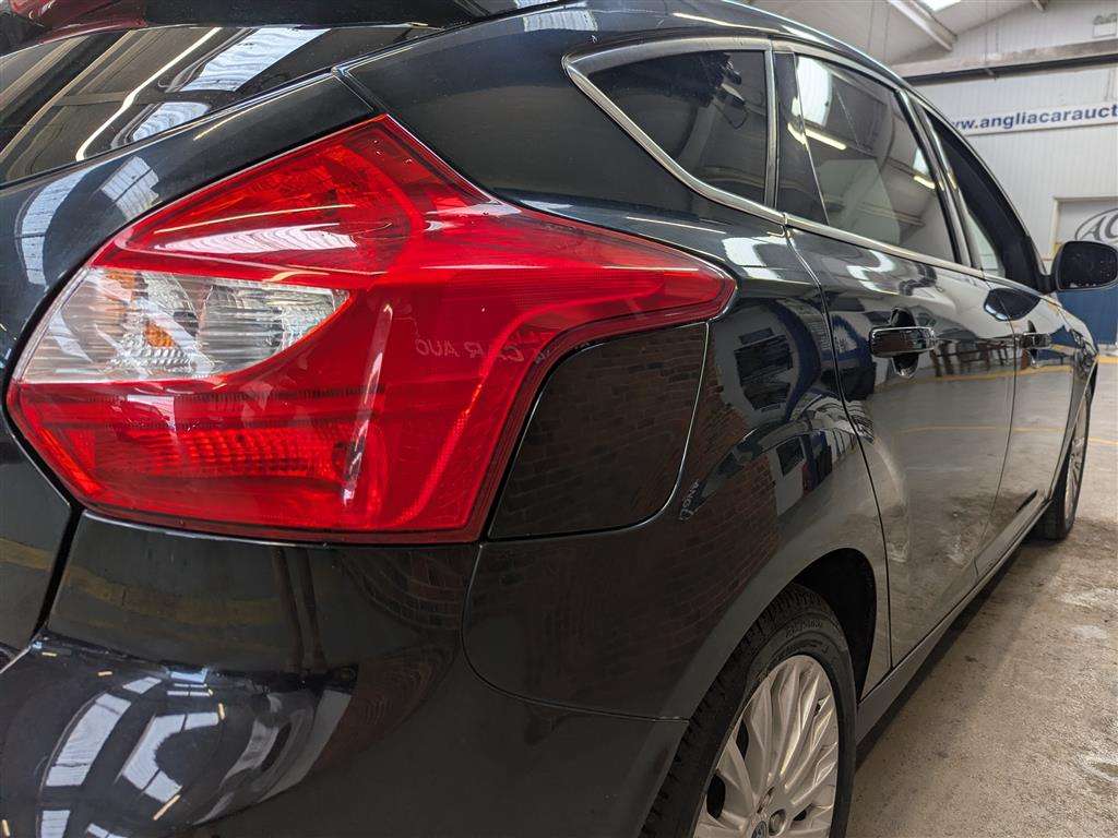 <p>2013 FORD FOCUS TITANIUM X TDCI AUT</p>