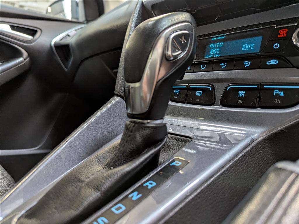 <p>2013 FORD FOCUS TITANIUM X TDCI AUT</p>