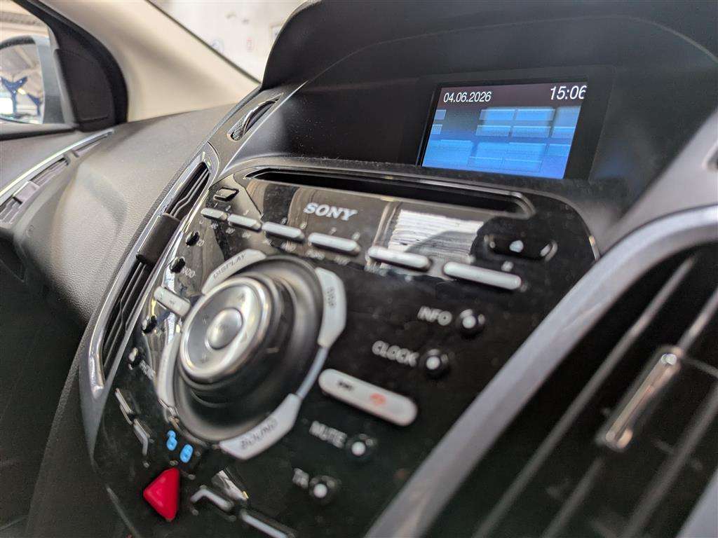 <p>2013 FORD FOCUS TITANIUM X TDCI AUT</p>