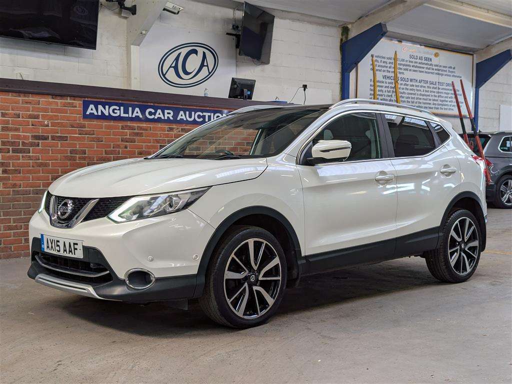 <p>2015 NISSAN QASHQAI TEKNA DCI</p>