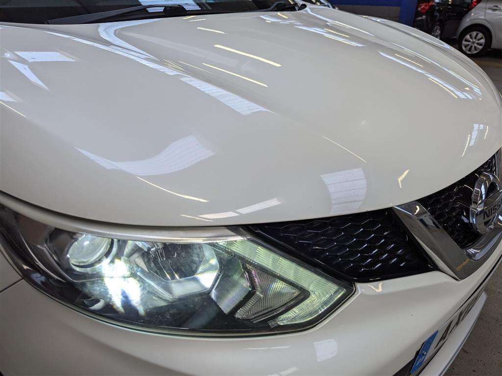 <p>2015 NISSAN QASHQAI TEKNA DCI</p>