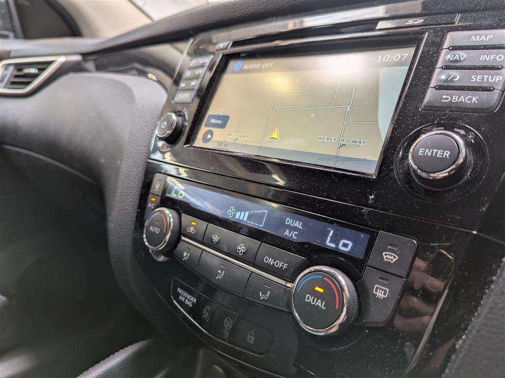 <p>2015 NISSAN QASHQAI TEKNA DCI</p>