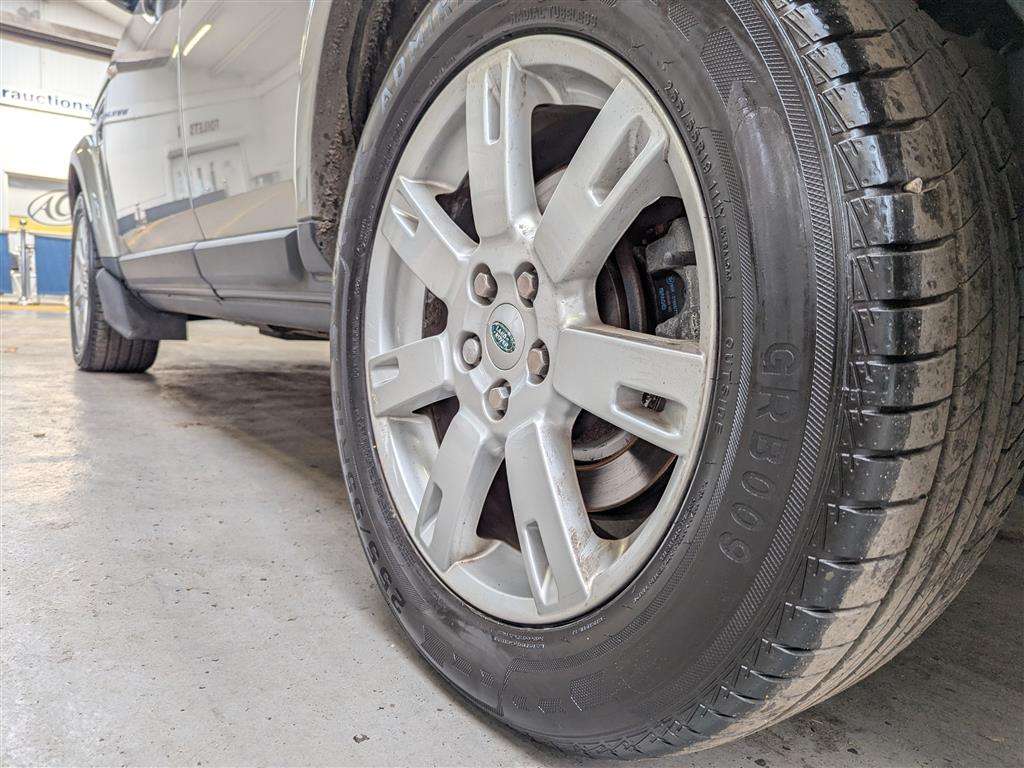 <p>2011 LAND ROVER DISCOVERY XS SDV6 AUTO</p>