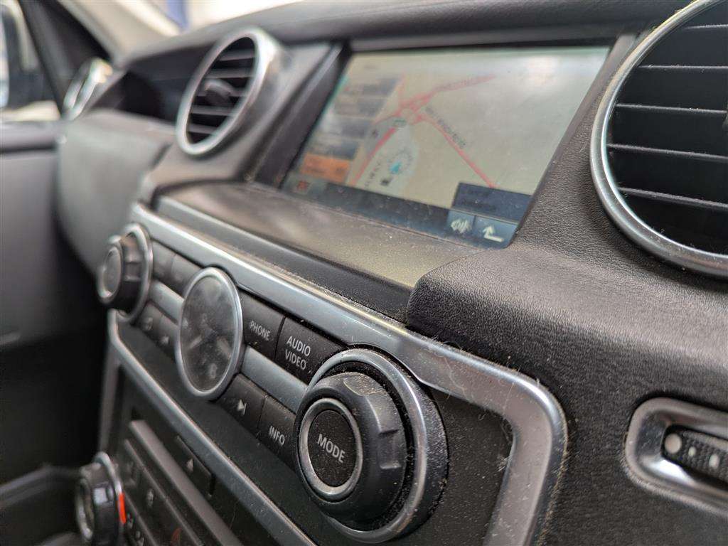 <p>2011 LAND ROVER DISCOVERY XS SDV6 AUTO</p>
