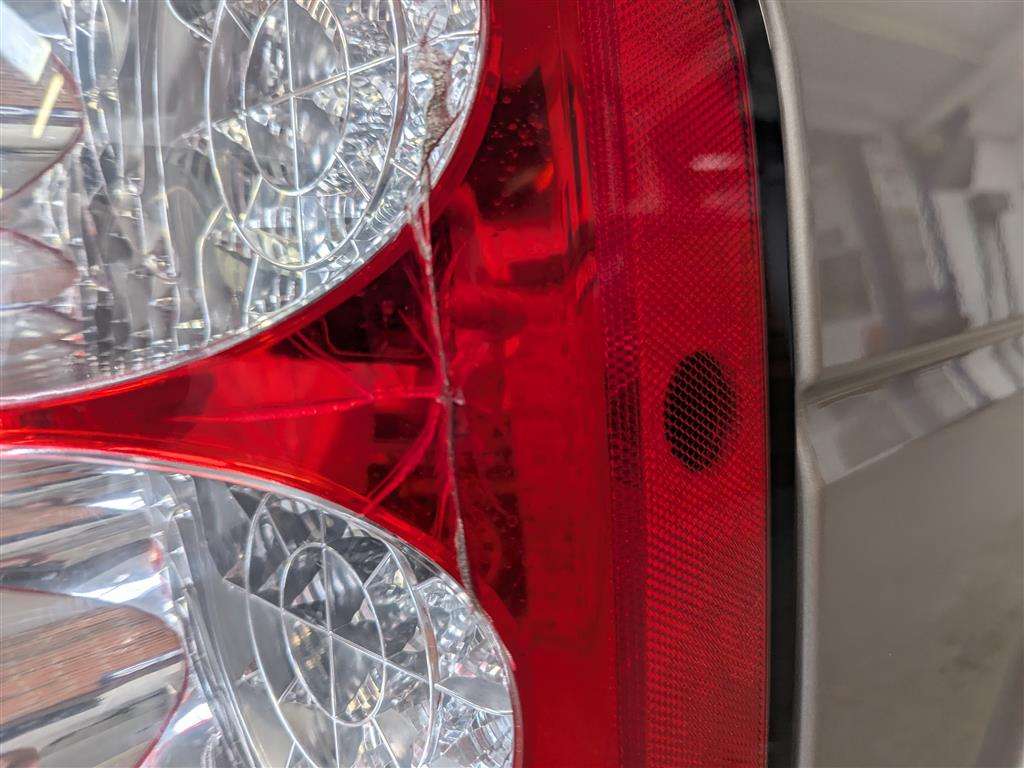 <p>2011 LAND ROVER DISCOVERY XS SDV6 AUTO</p>