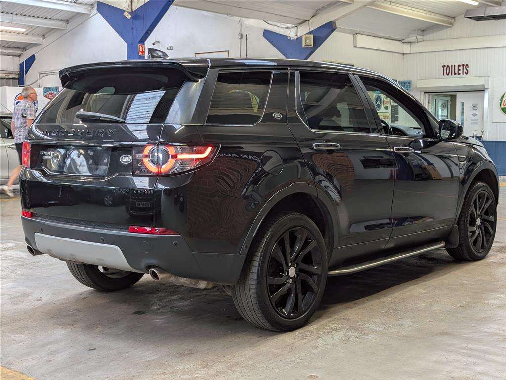 <p>2016 LAND ROVER DISCO-Y SPORT LUXURY HSE</p>