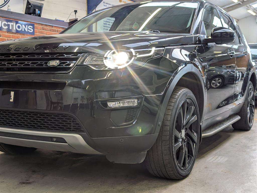 <p>2016 LAND ROVER DISCO-Y SPORT LUXURY HSE</p>
