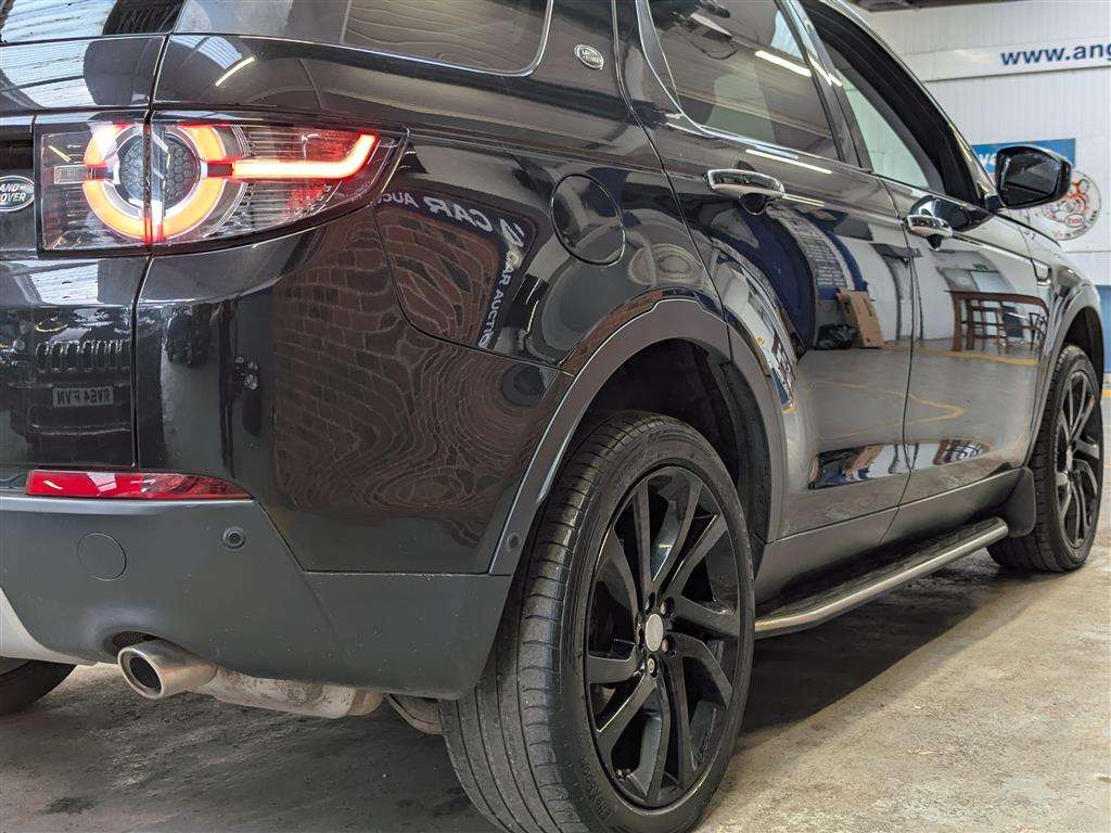 <p>2016 LAND ROVER DISCO-Y SPORT LUXURY HSE</p>