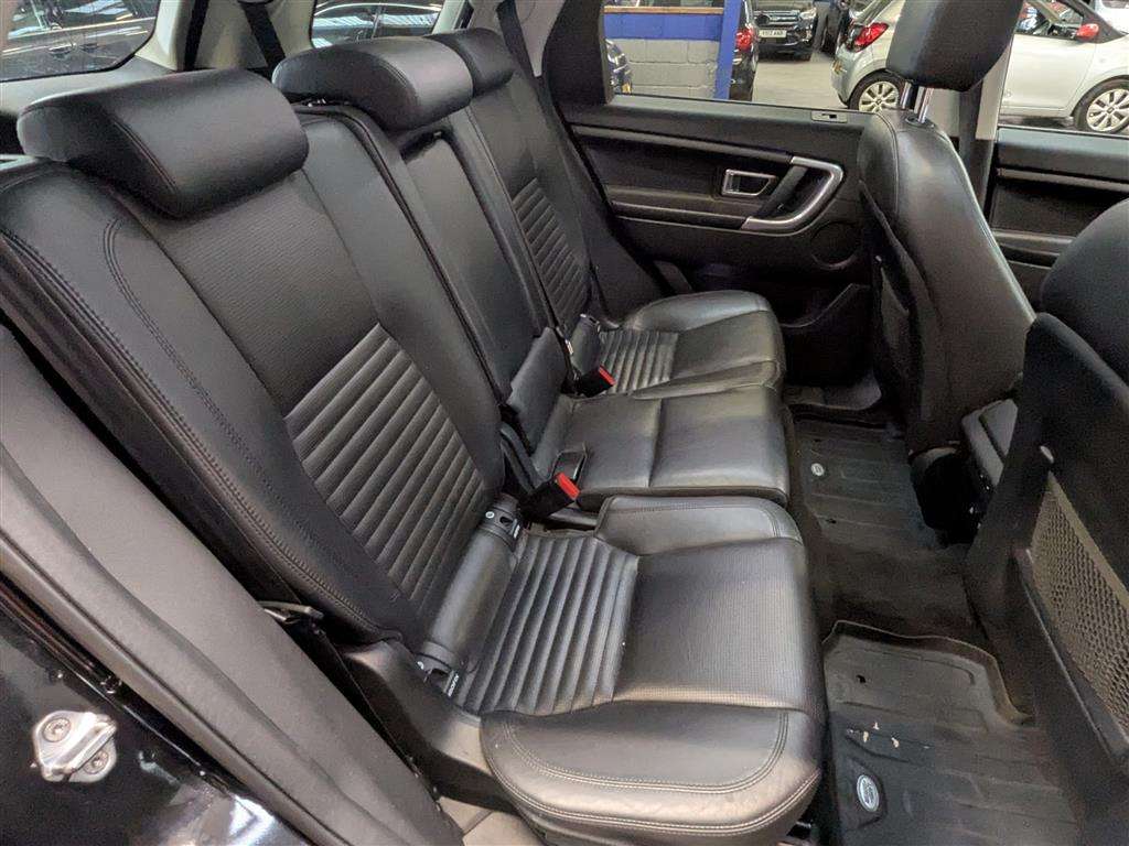 <p>2016 LAND ROVER DISCO-Y SPORT LUXURY HSE</p>