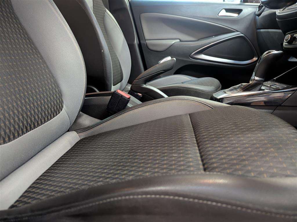 <p>2019 VAUXHALL CROSSLAND X ELT NV ETEC T</p>