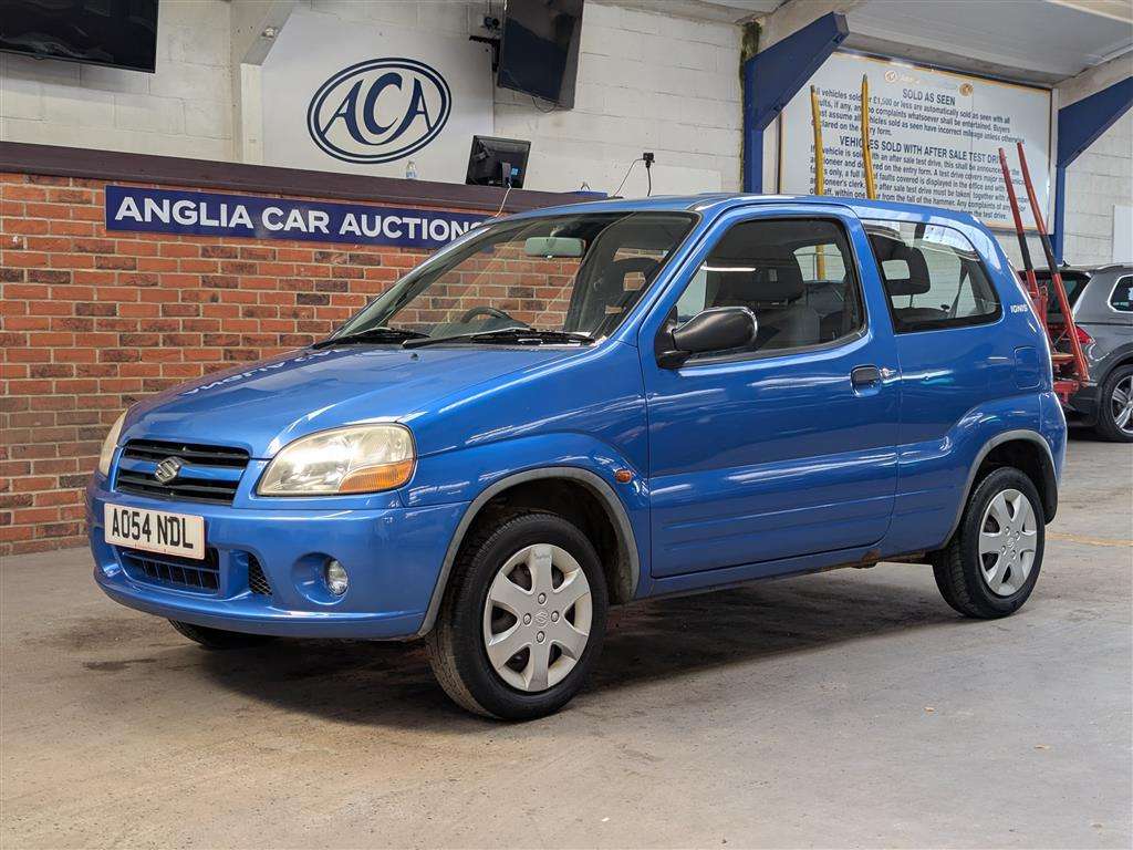 <p>2004 SUZUKI IGNIS GL</p>