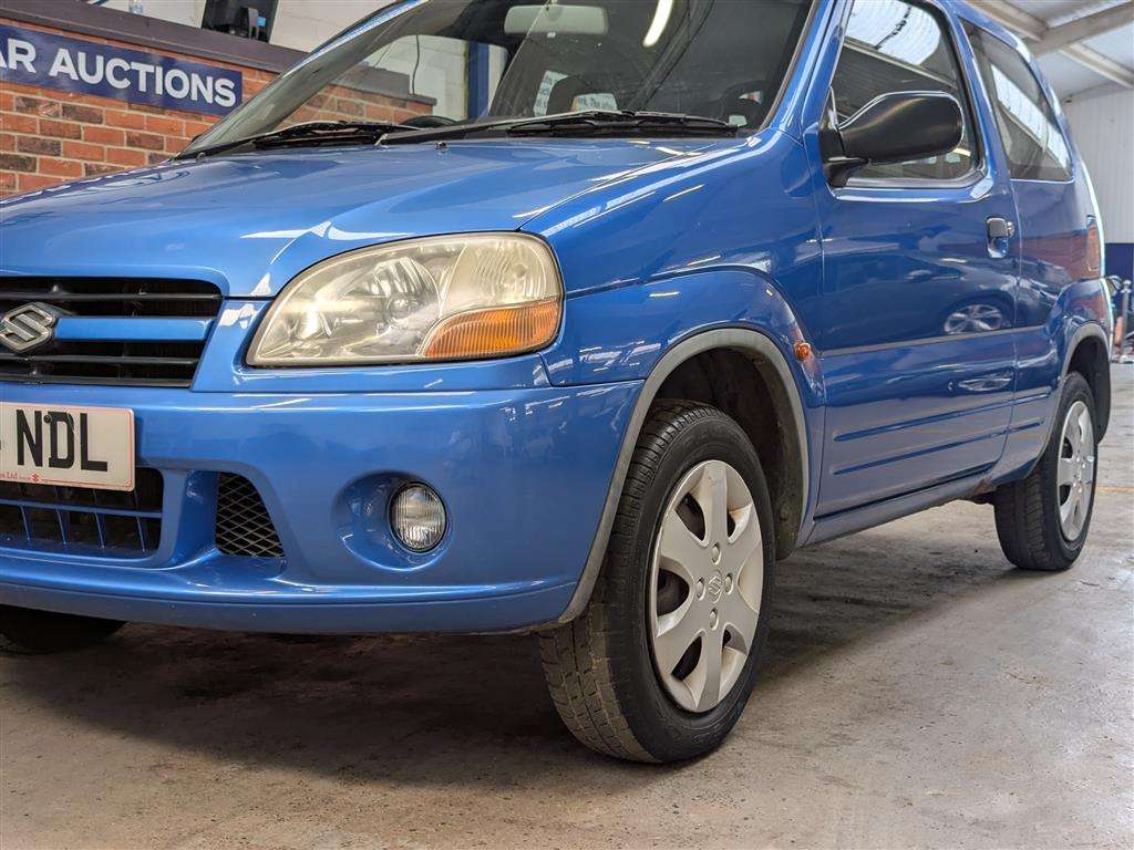 <p>2004 SUZUKI IGNIS GL</p>