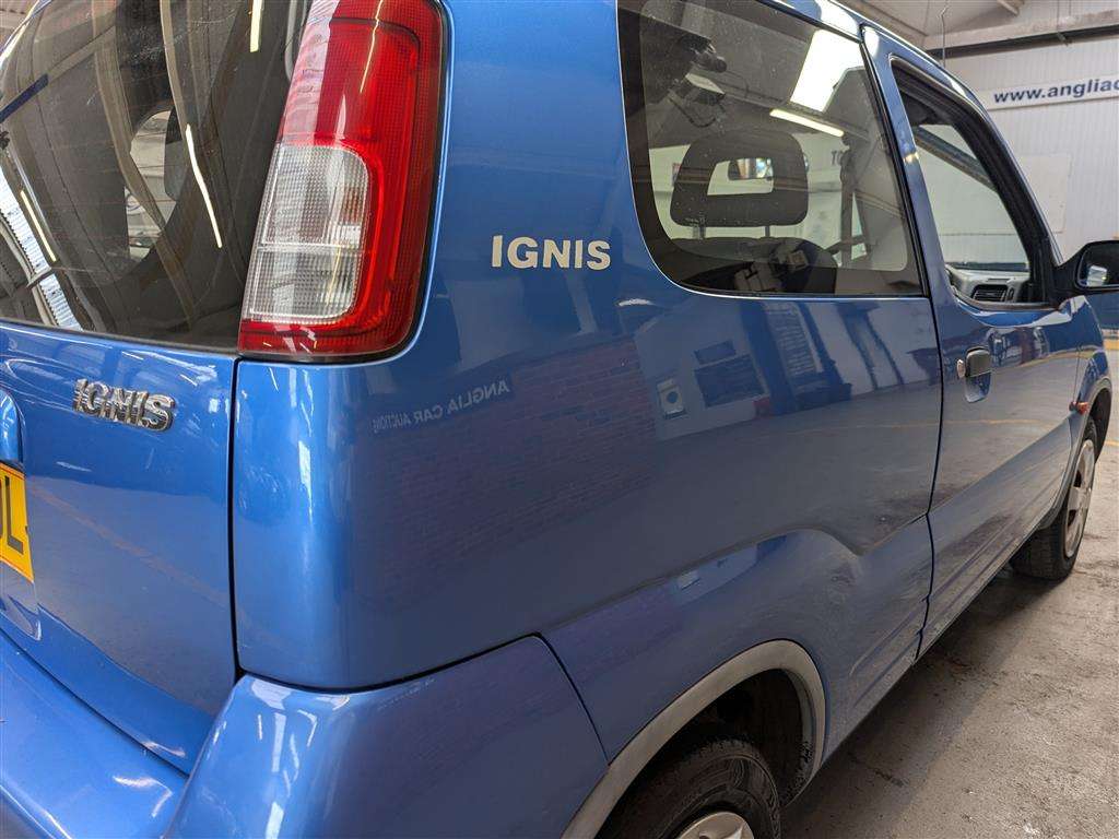 <p>2004 SUZUKI IGNIS GL</p>